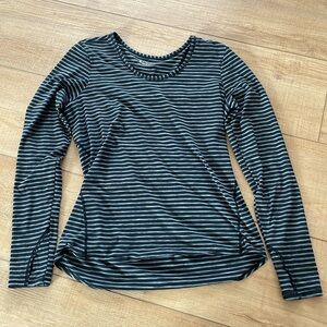 Athleta long sleeve